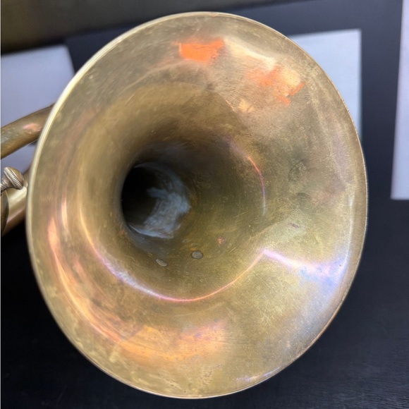 Lyon and Healy "Beau Ideal" Cornet 1891 - Picture 6 of 16